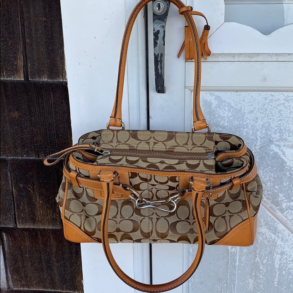Authentic Coach Mini Handbag - Picture 3 of 9